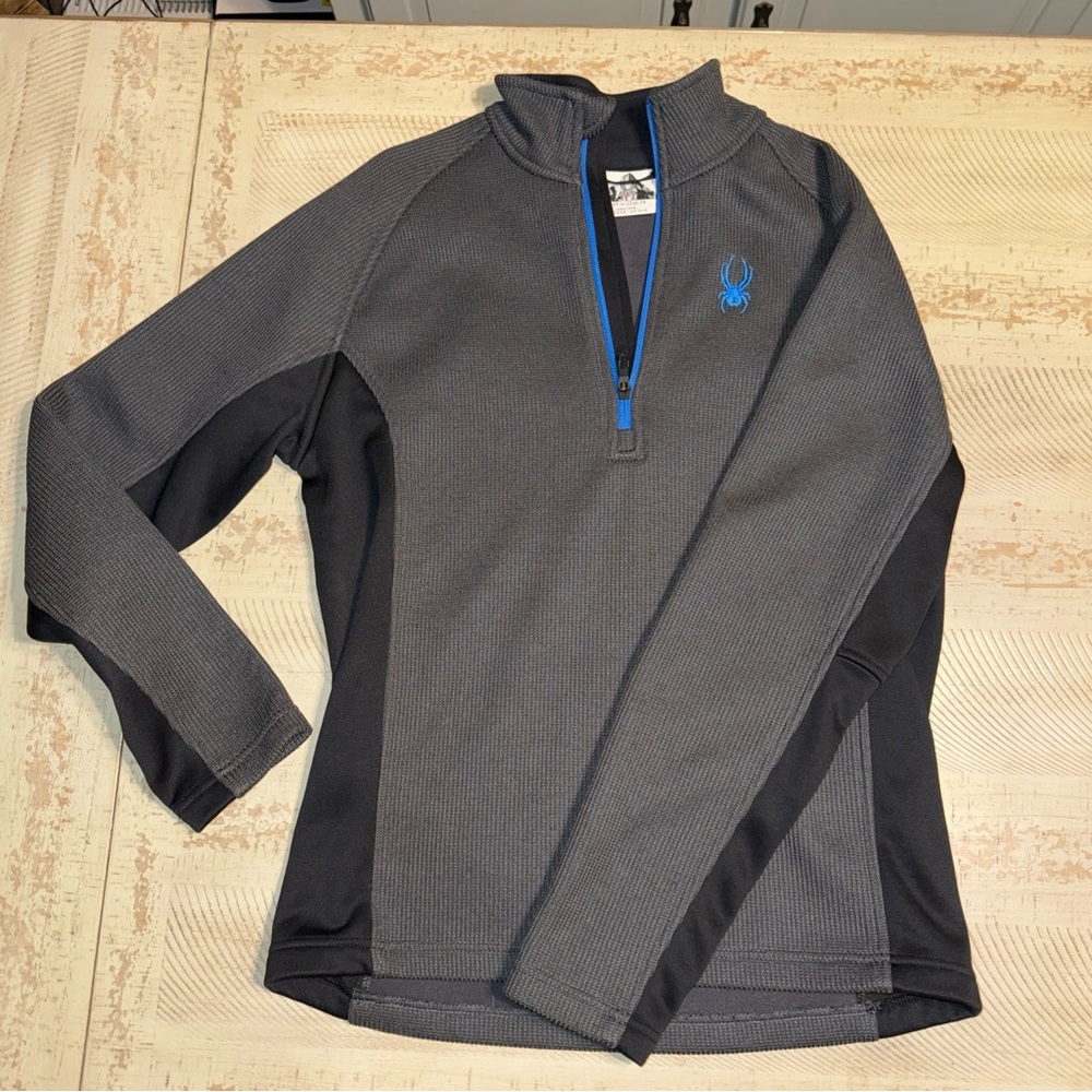 Spyder Black and Gray Pullover with Blue Trim sweater coat 1/4 zip men’s: Med.